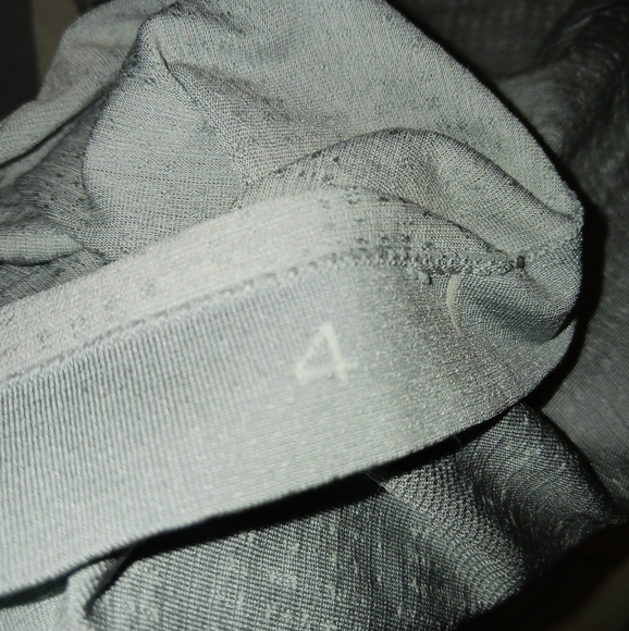 2.0 Lululemon Swiftly Tech Long Sleeve - Picture 3 of 15